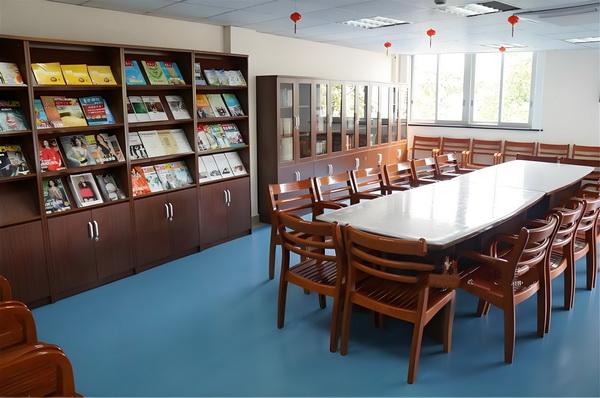 落户深圳有什么好处_姜文被困在一个什么东西里 的设定和产品要素生产